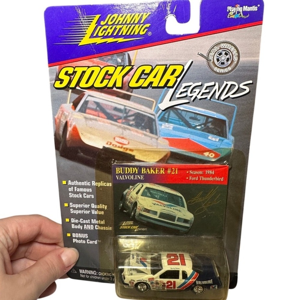 Johnny Lightning Stock Car Legends 1:64 Scale Die-Cast Car Darrell Buddy Baker